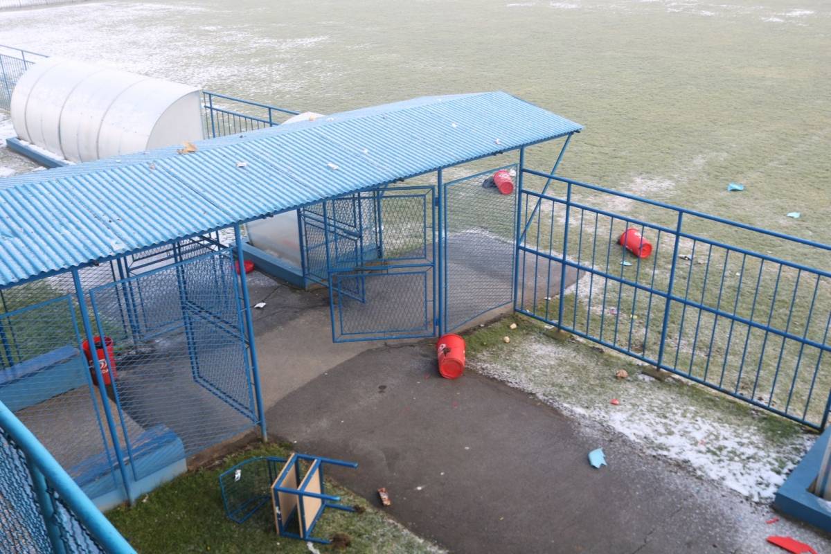 Vandalizam neodgojenih pojedinaca na objektu NK ʺSlavonijaʺ