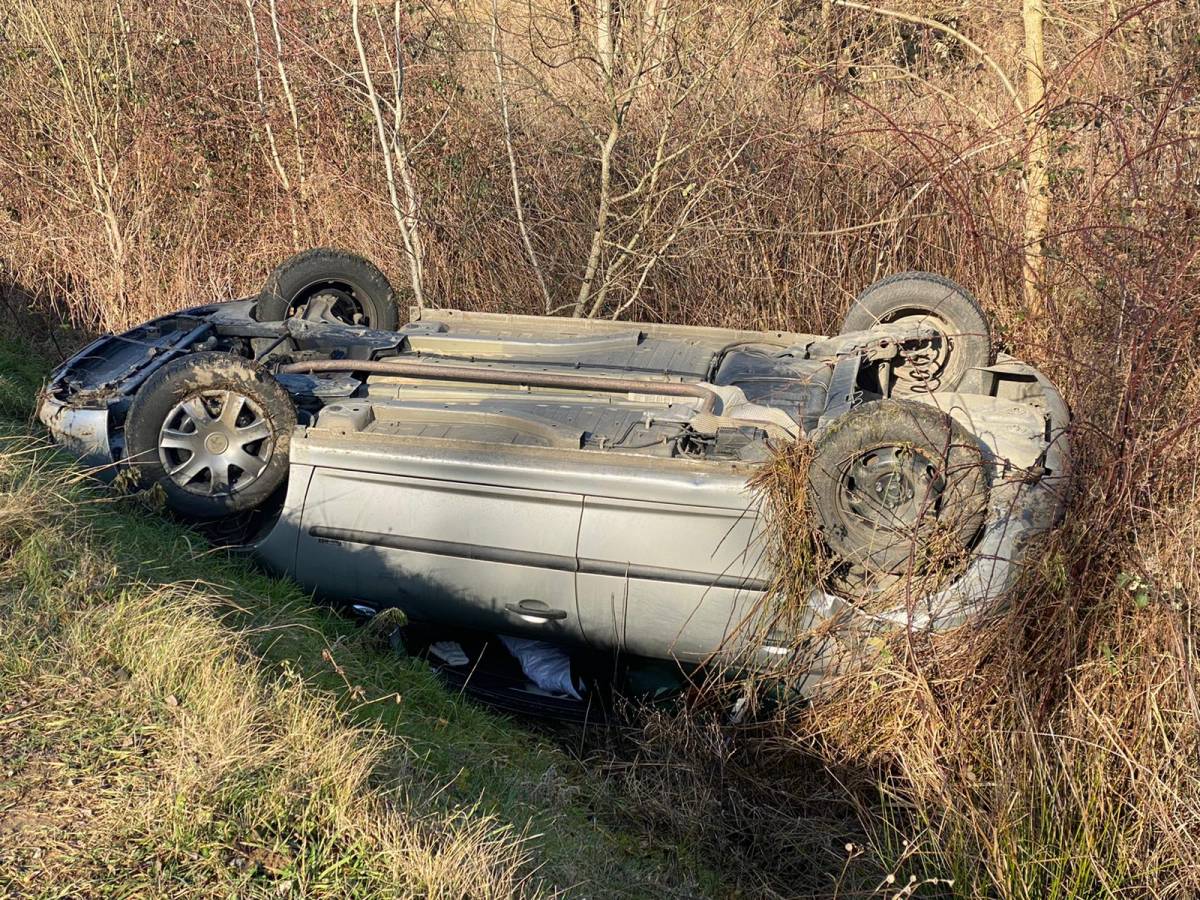 Prometna nesreća između Čaglina i Kneževaca, jedna osoba ozlijeđena