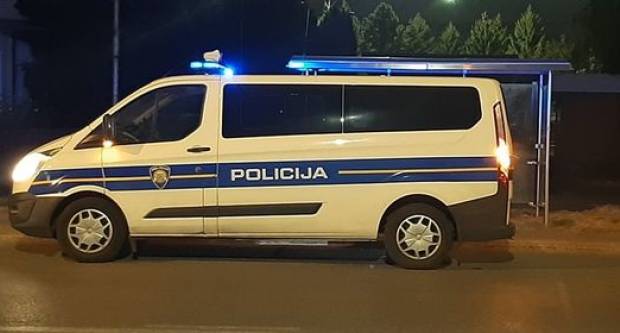 Ceste pune pijanih vozača Ceste pune pijanih vozača