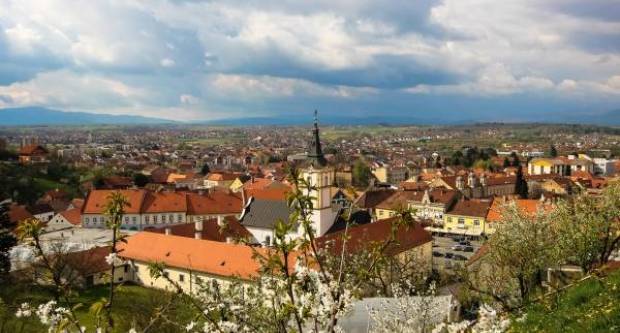 Danas pretežno oblačno Danas pretežno oblačno