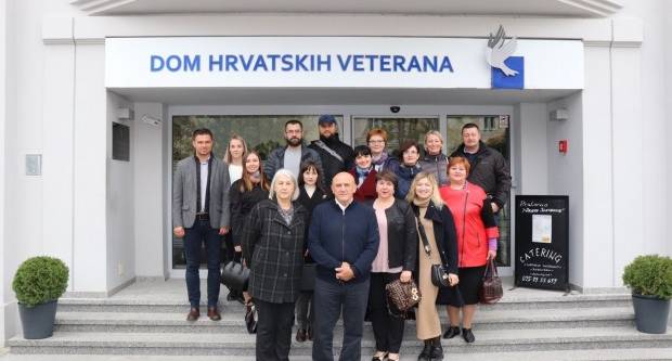 Delegacija iz Ukrajine upoznata s pozitivnim iskustvima u pružanju sveobuhvatne skrbi hrvatskim braniteljima Delegacija iz Ukrajine upoznata s pozitivnim iskustvima u pružanju sveobuhvatne skrbi hrvatskim braniteljima