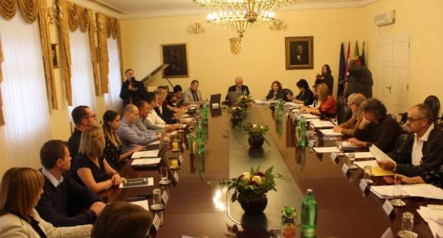 8. sjednica Gradskog vijeća Grada Požege u ponedjeljak 23. travnja 8. sjednica Gradskog vijeća Grada Požege u ponedjeljak 23. travnja