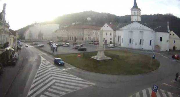 Vrijeme danas djelomice sunčano, najviša dnevna temperatura uglavnom između 15 i 20°C Vrijeme danas djelomice sunčano, najviša dnevna temperatura uglavnom između 15 i 20°C