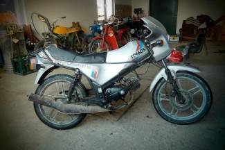 Pijan vozio neregistriran moped bez sigurnosne kacige Pijan vozio neregistriran moped bez sigurnosne kacige