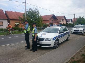 Policija tijekom 10 dana kontrolirala 321 vozača, rekorder imao 2,66 promila Policija tijekom 10 dana kontrolirala 321 vozača, rekorder imao 2,66 promila
