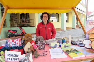 Apel iz Udruge Sirius: ¨Veterinarskoj stanici dugujemo 40.000 kuna, organiziramo aukciju¨ Apel iz Udruge Sirius: ¨Veterinarskoj stanici dugujemo 40.000 kuna, organiziramo aukciju¨