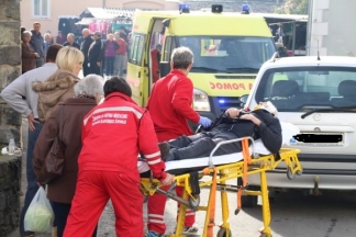 Vozač mopeda prevezen u bolnicu nakon sudara s automobilom Vozač mopeda prevezen u bolnicu nakon sudara s automobilom