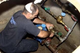 Provjerite svoje vodomjere i vodovodne cijevi Provjerite svoje vodomjere i vodovodne cijevi