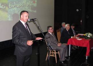 Tomašević poručuje patrijarhu: ¨Nemate pravo pričati neistine¨ Tomašević poručuje patrijarhu: ¨Nemate pravo pričati neistine¨