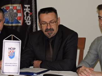 Saborski zastupnik HSP AS Pero Ćorić u Požegi je 2010. osuđen zbog krivotvorenja Saborski zastupnik HSP AS Pero Ćorić u Požegi je 2010. osuđen zbog krivotvorenja