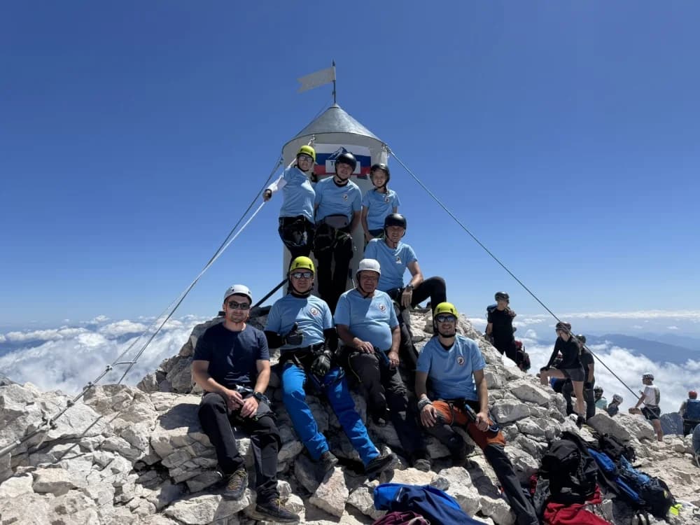 HPD Gojzerica uspješno osvojila Triglav – među njima i 11-godišnja planinarka Petra!