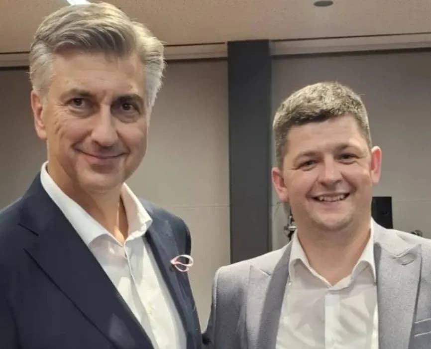 Kaptolački načelnik Dario Lončarević završio Političku akademiju Zaklade hrvatskog državnog zavjeta