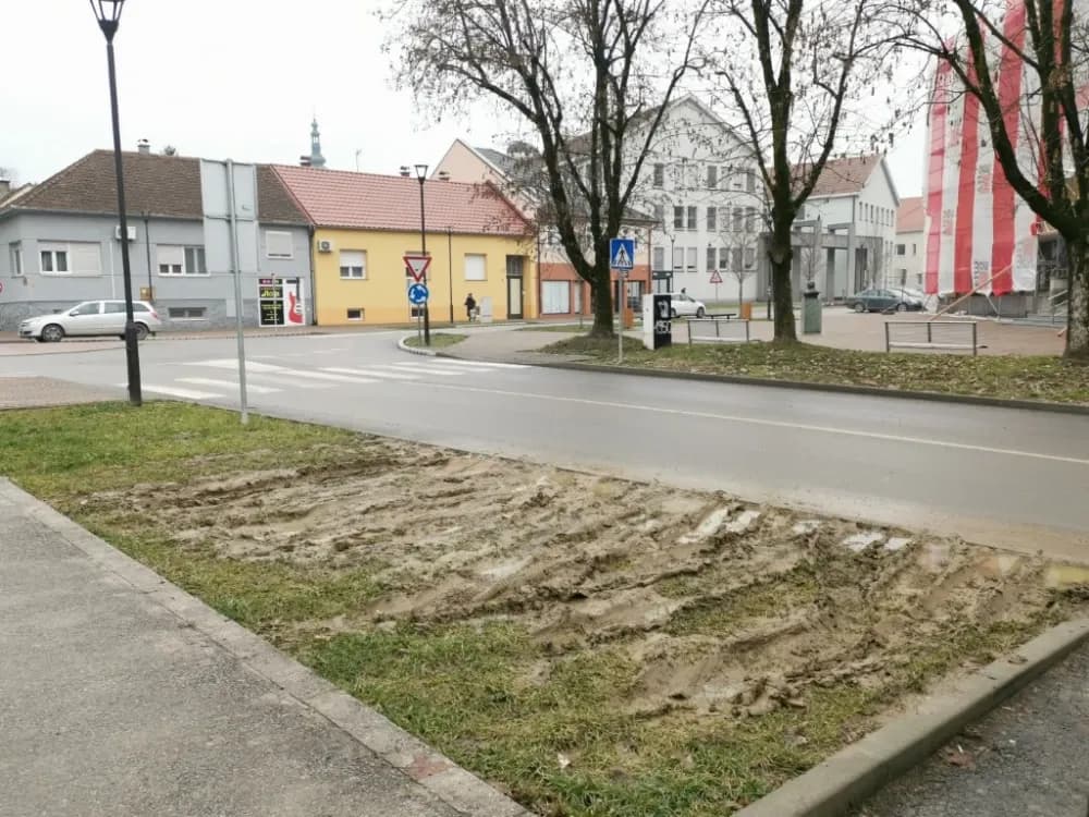 Parkiranje na zelenoj površini