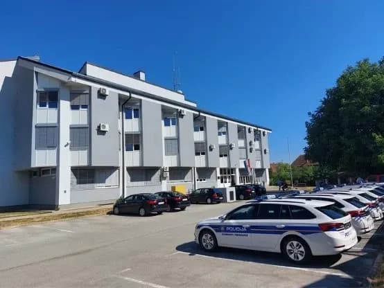 Oglasila se policija: Pregledom svih odgojno-obrazovnih ustanova utvrđeno kako se radi o lažnim dojavama
