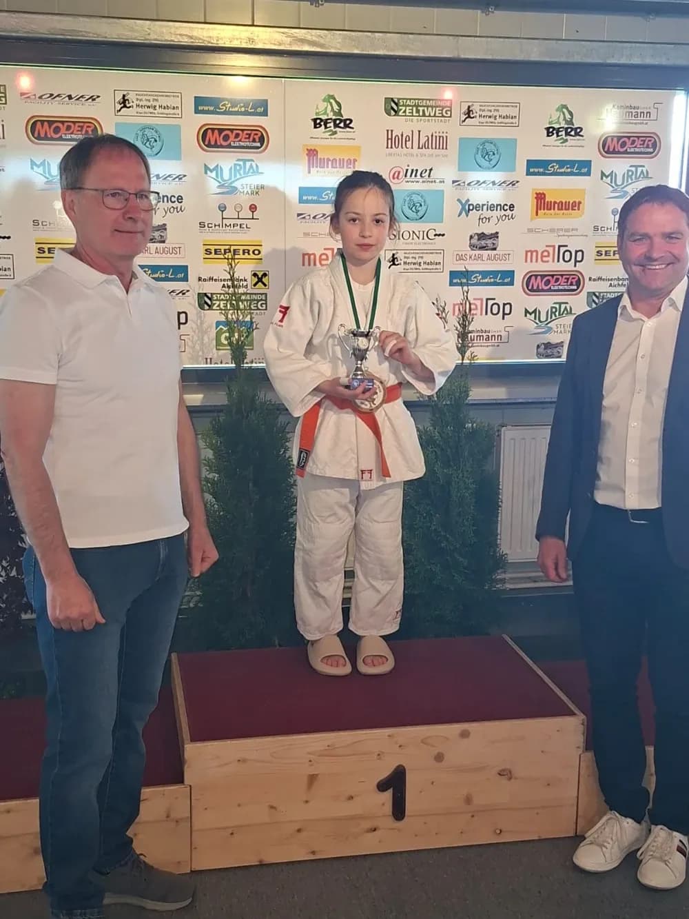 Požeški džudaši briljirali u Austriji - Marta Komušanac i Mateo Horvatović osvojili prva mjesta