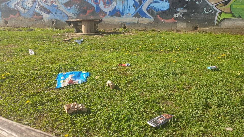 Novouređeni Skate park u Požegi zatrpan smećem