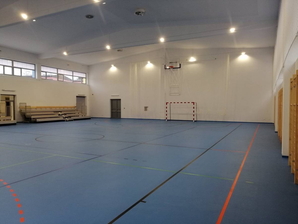 Fotogalerija nove prekrasne dvorane Cesarićeve škole u Požegi