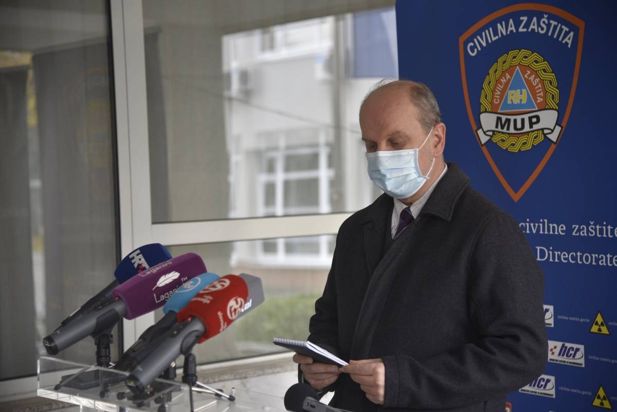 BRODSKI DOKTORI ISPISALI POVIJEST: Pohvalili ih doktori iz KBC-a Osijek