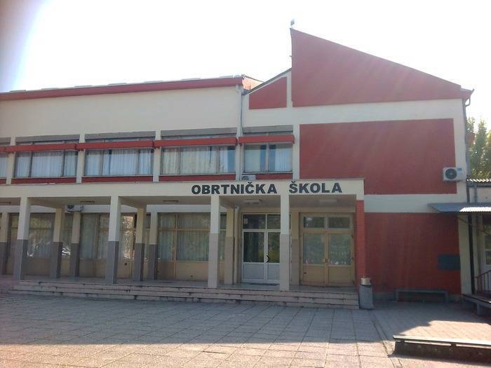 Obrtnička škola Požega: 2. D razred u samoizolaciji do 12.12.