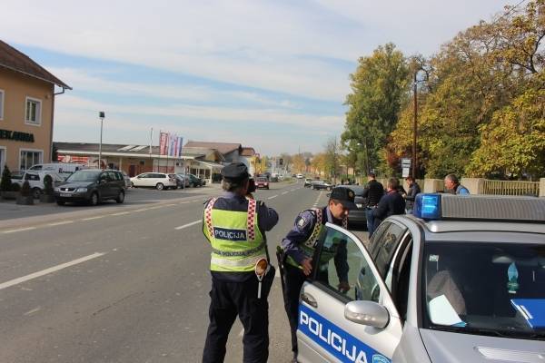 Policijski službenici će i ovog vikenda provoditi pojačane mjere nadzora prometa