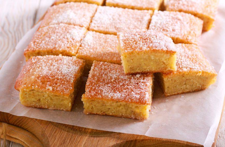 Recept za najbrži kolač od jogurta ʺna čašeʺ