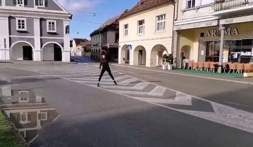 Neobičan prizor jučer na Trgu sv. Trojstva