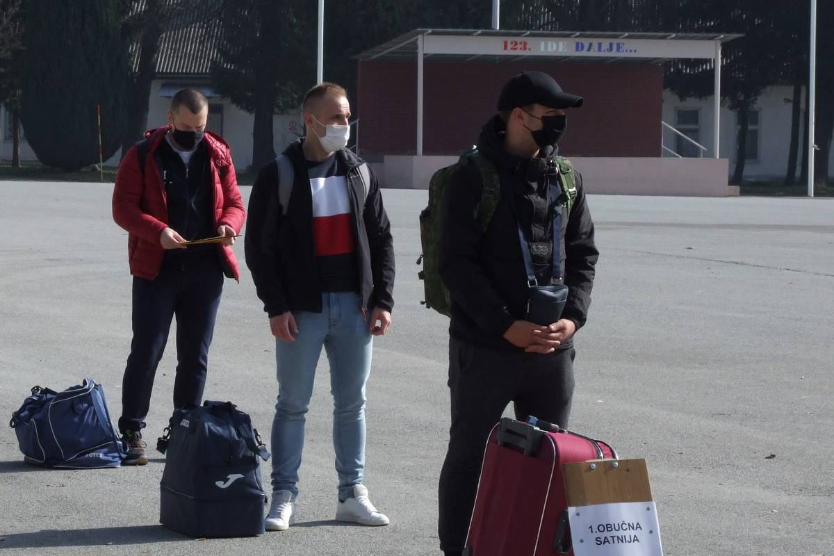 U Požegi započelo dragovoljno vojno osposobljavanje 29. naraštaja ročnika