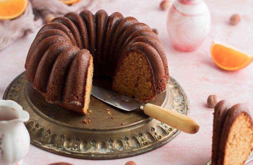 Kuglof s narančom: Recept za fini kolač koji će obožavati ljubitelji sočnih biskvita