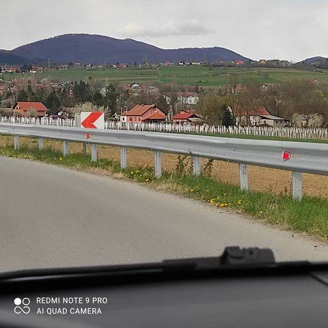 ʺIzgleda da je Požega s okolicom uvjerljivo vodeća po besmislenim prometnim znakovima!ʺ