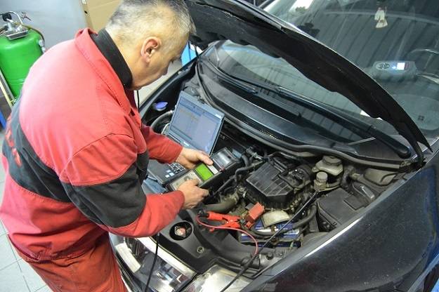 Akumulator je otkazao? Nemojte kupiti/ugraditi novi prije nego provjerite ovo