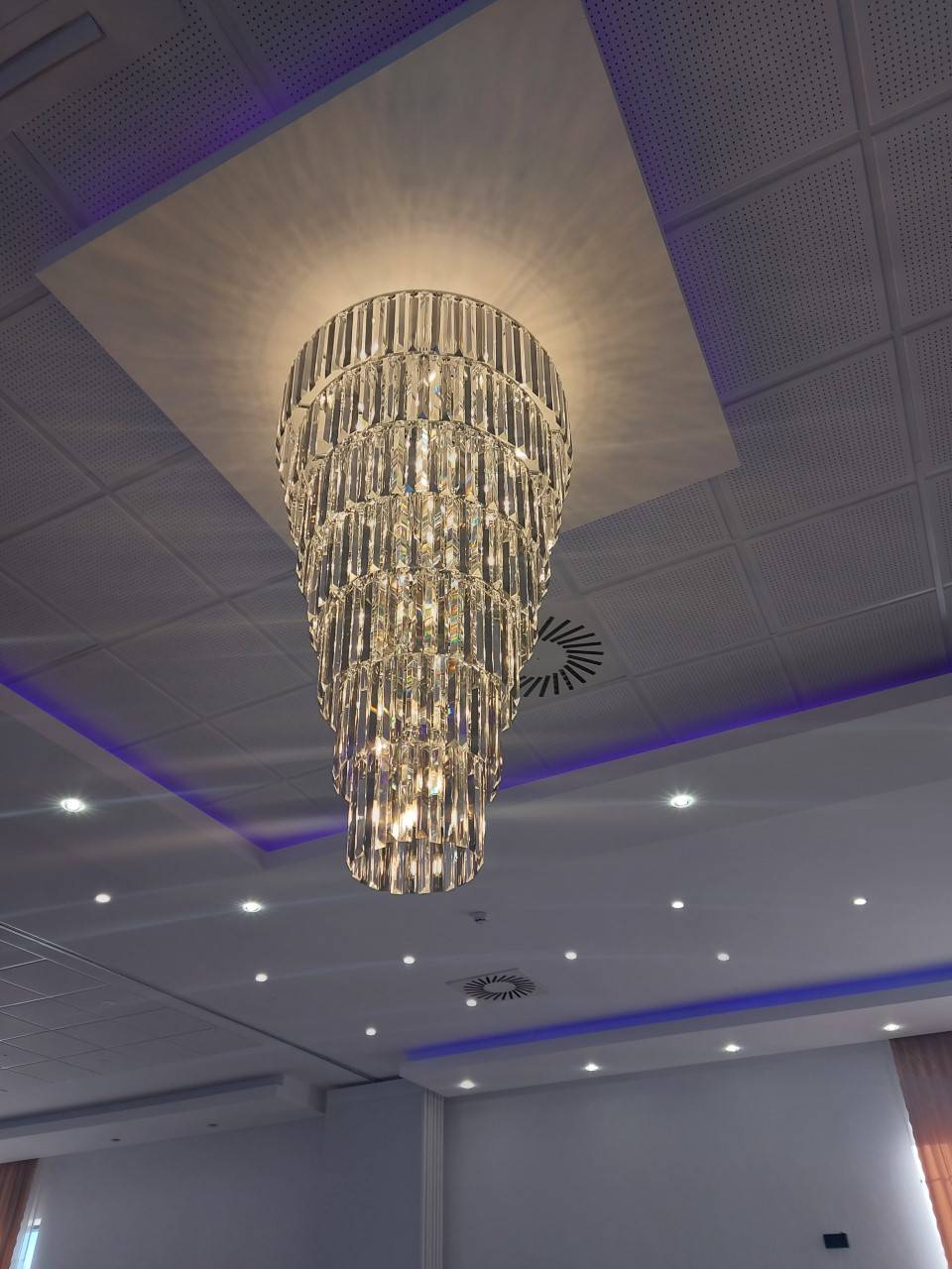 AVIA I KRISTIJANA ČEKAJU BOLJE SUTRA: Hrabro otvorili prije godinu dana i održali svega nekoliko svečanosti