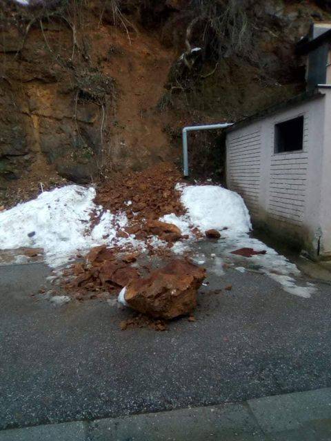 Stanarima Ulice Ivana Mesnera učestali odroni ugrožavaju živote i imovinu