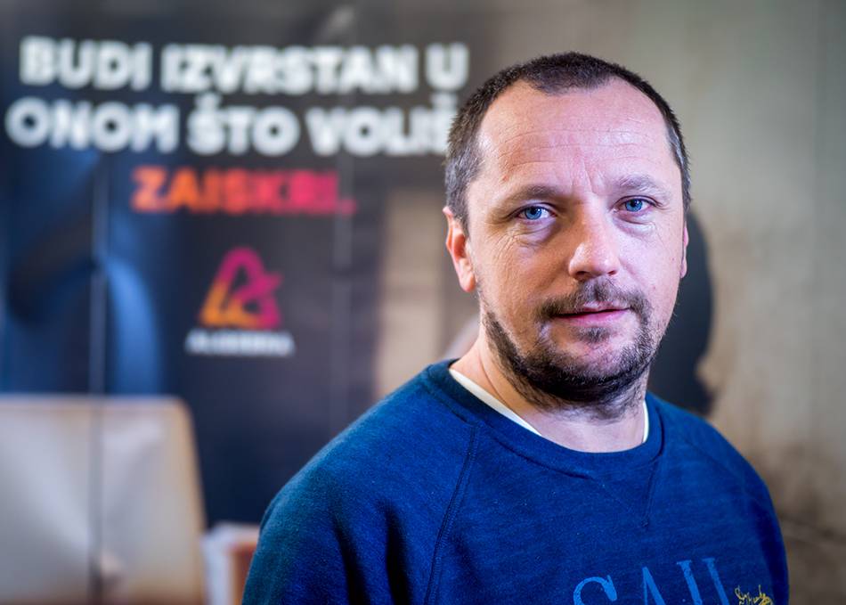 Požežanin Tomislav htio popravljati TV aparate, a sada je developer i bira klijente za koje će raditi