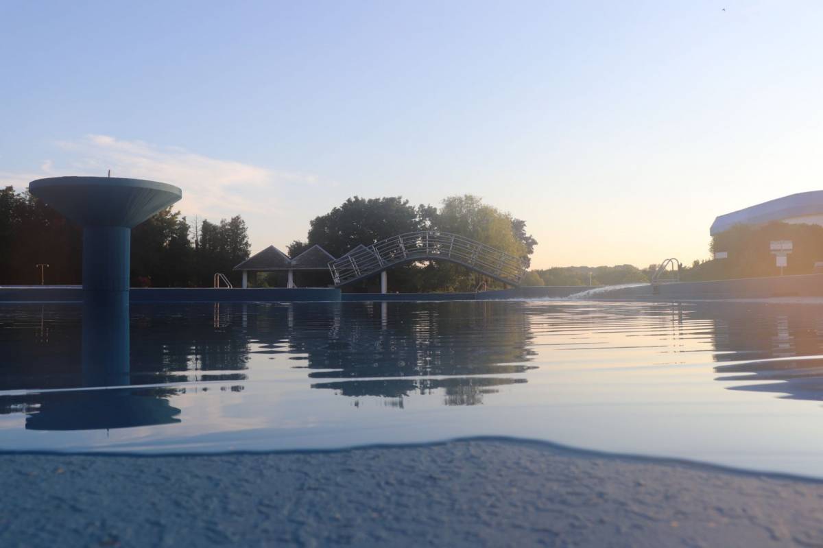 Započelo je punjenje lipičkih bazena