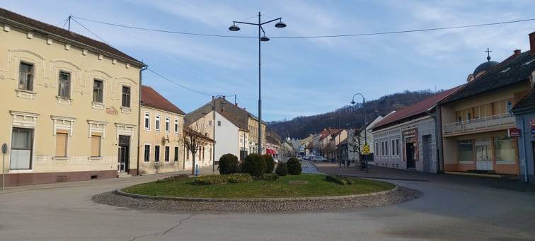 Poduzetnicima slavonskih županija prioriteti su ukidanje administrativnih opterećenja, ukidanje/smanjenje prireza i drugih davanja i kraća procedura za izdavanje dozvola i uvj