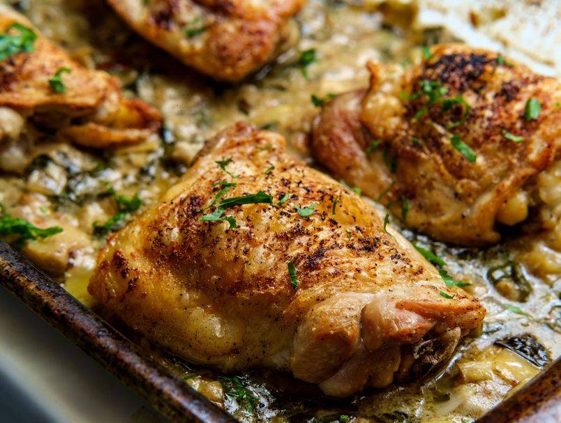 Mirisno i fino: Recept za slasnu piletinu s gljivama iz pećnice