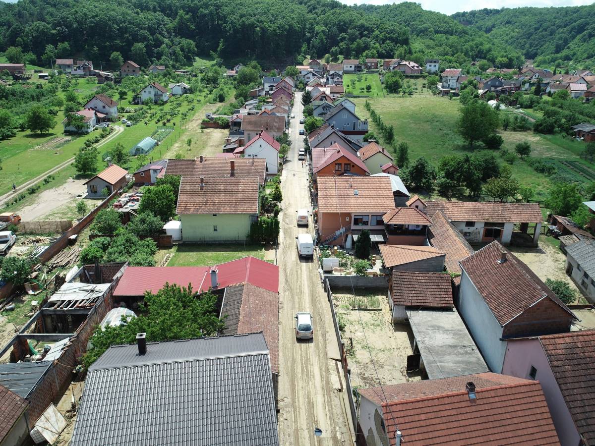 Pogledajte fotografije iz zraka i koliku štetu je nanijela poplava u nedjelju