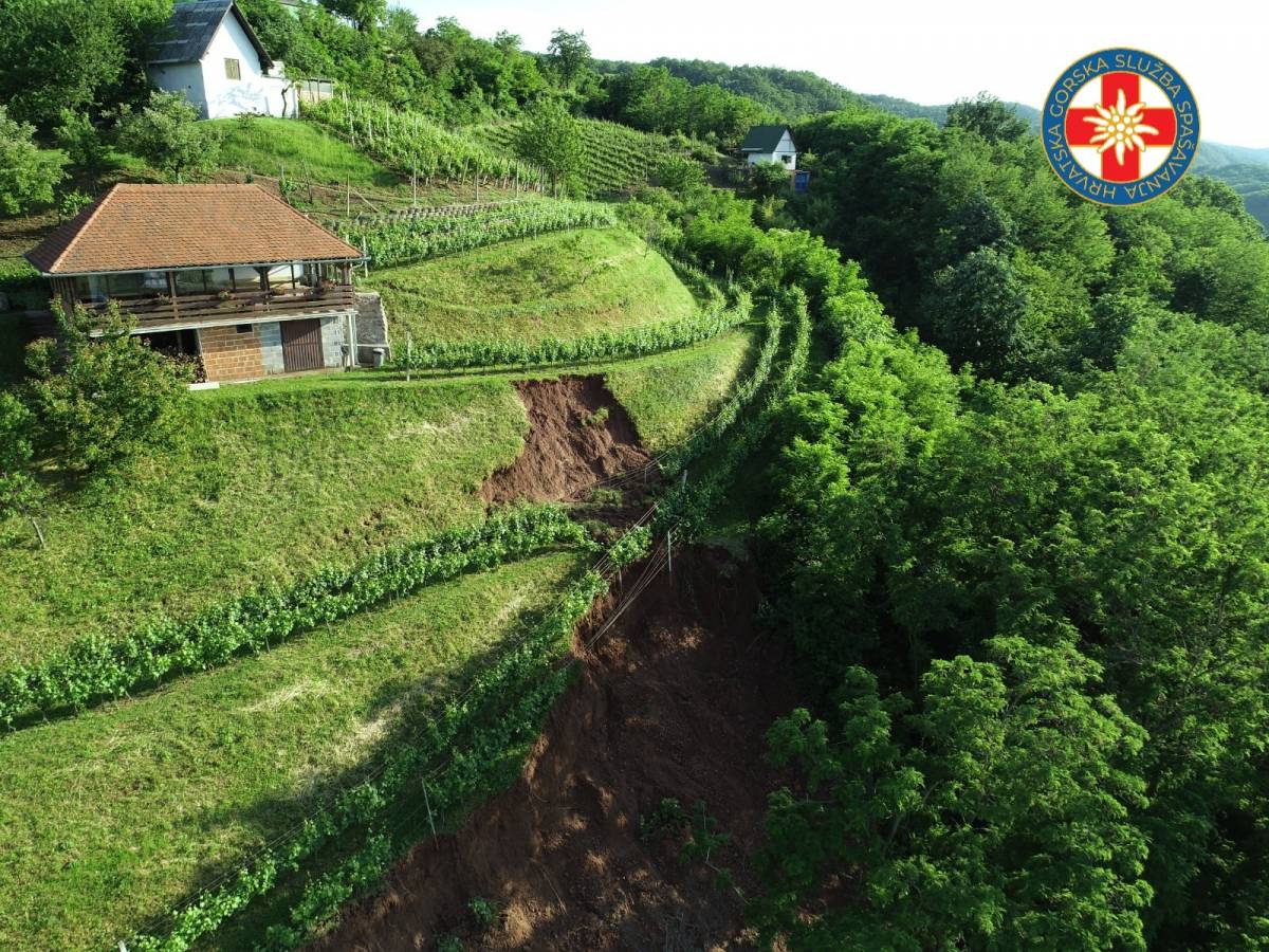Pogledajte fotografije iz zraka i koliku štetu je nanijela poplava u nedjelju