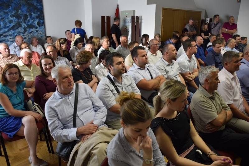 Predstavljena  knjiga Ivice Miškulina - Šeks. Politička biografija