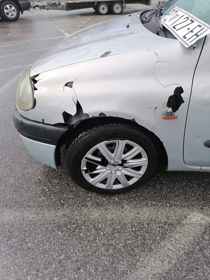 Požeština zbraja štetu: razbijeni autombili, uništeni krovovi, fasade, prozori i počupano drveće