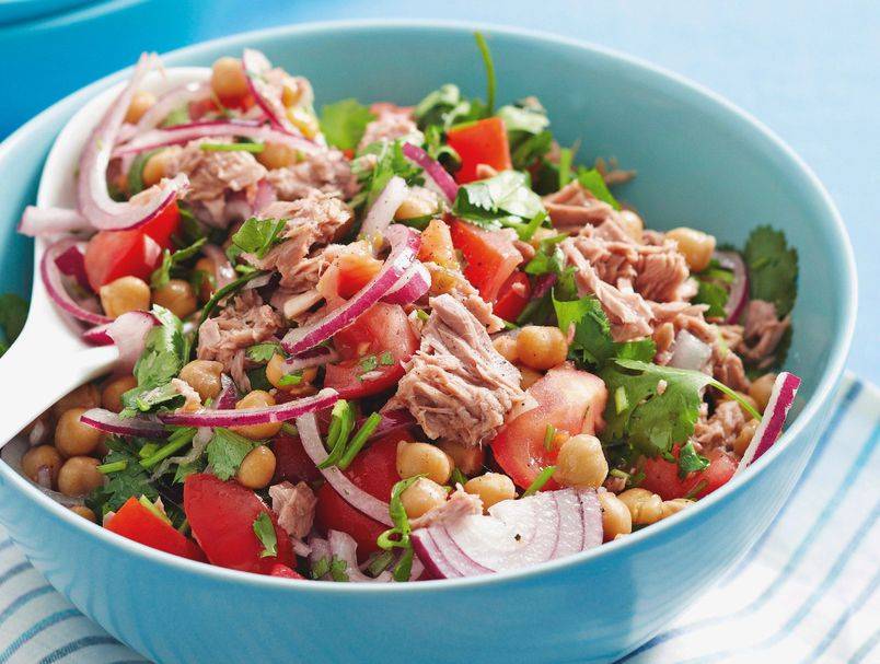 Hladna, fina i puna proteina: Salata s tunom koja ima bolji okus kad se jede drugi dan