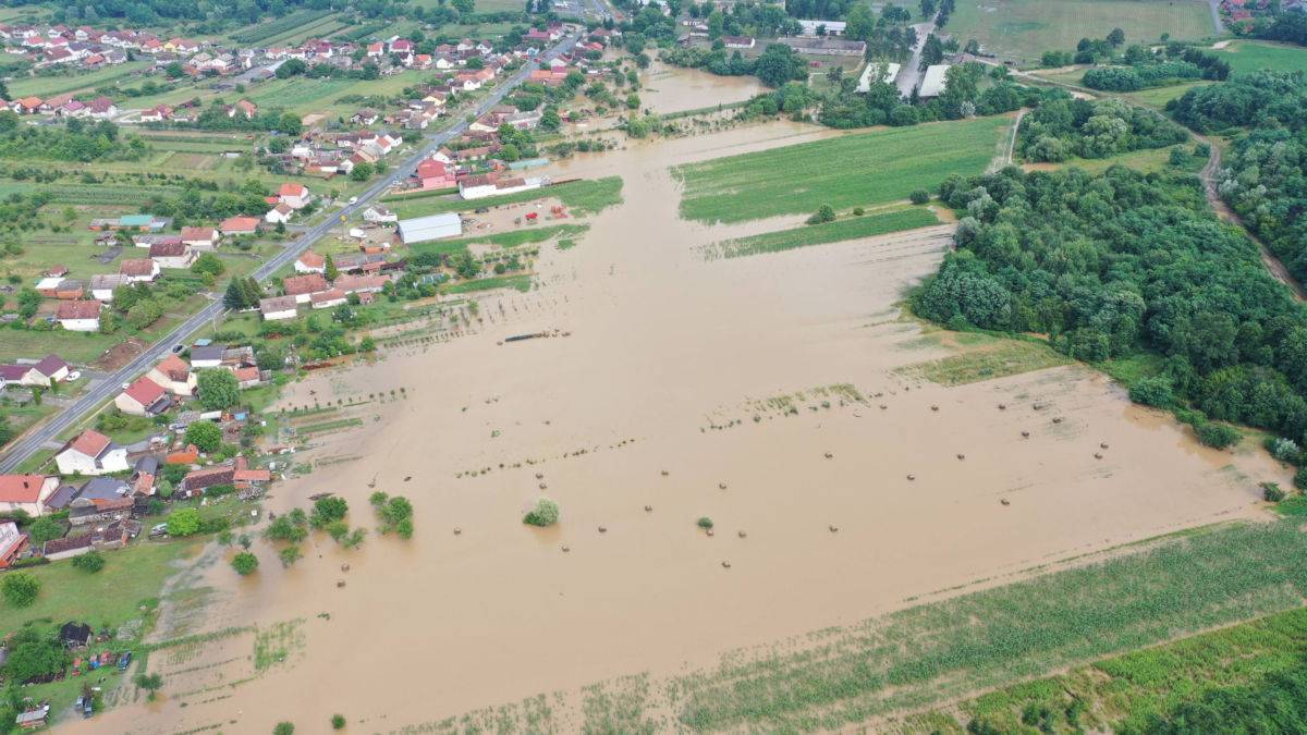 Velike poplave na našičkom području, sve službe na terenu