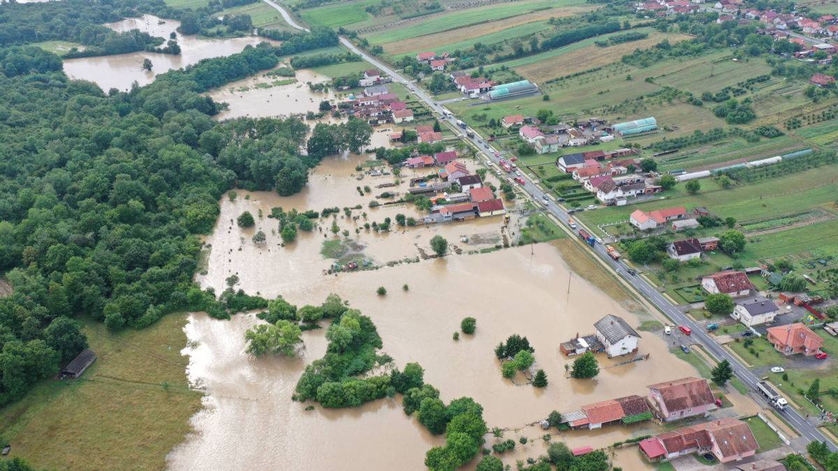 Velike poplave na našičkom području, sve službe na terenu