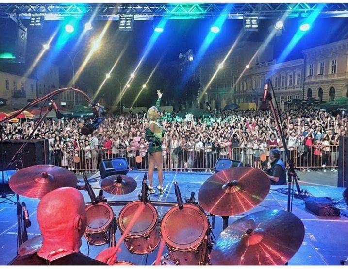 Maja Šuput i Mladen Grdović ʺzapaliliʺ Požegu