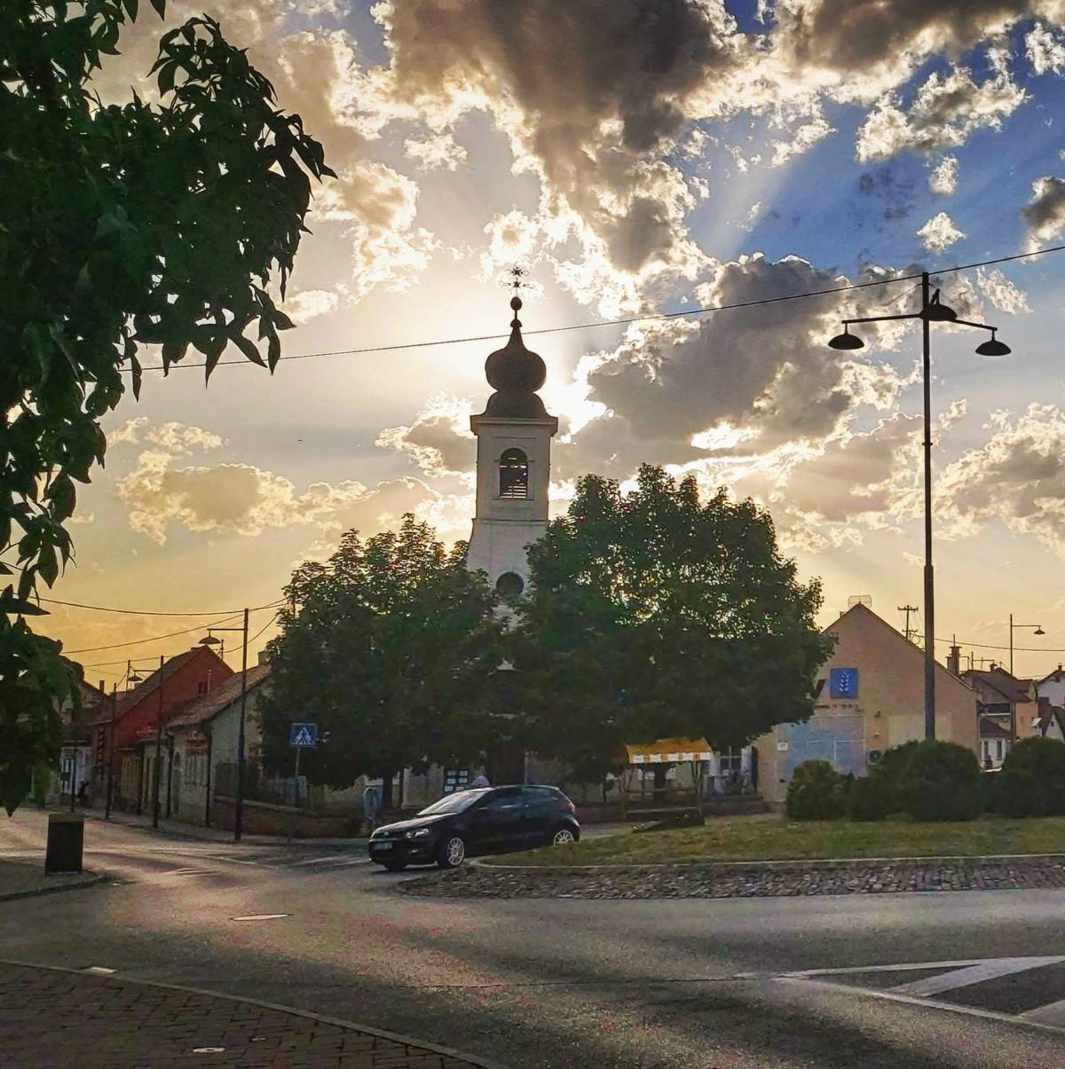 Danas pretežno sunčano uz umjerenu naoblaku