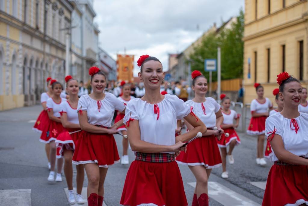 Započeo Aurea Fest Požega, najgizdavija Šokica Marija Rubilović iz Donjih Andrijevaca