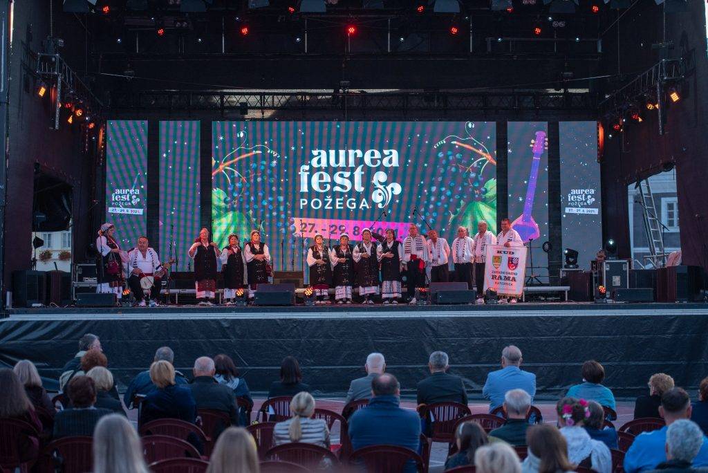 Započeo Aurea Fest Požega, najgizdavija Šokica Marija Rubilović iz Donjih Andrijevaca