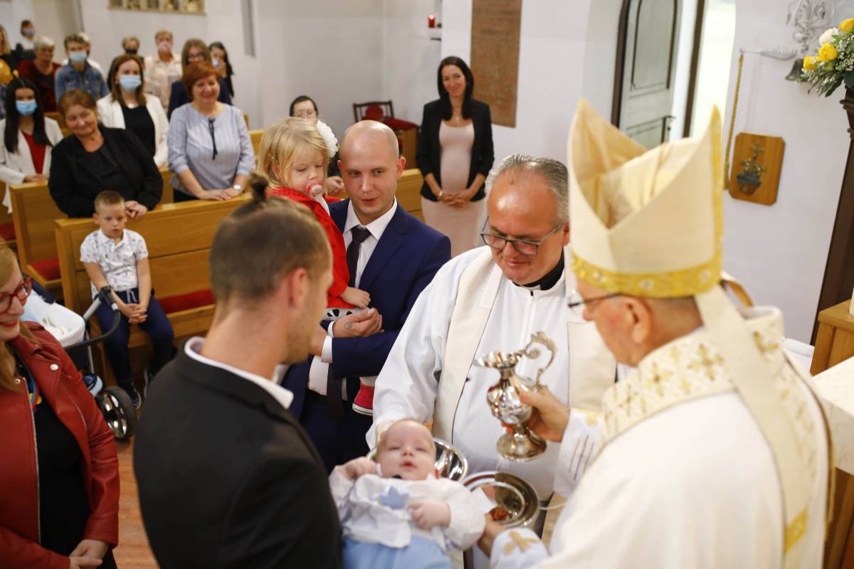 Proslava sv. Augustina i krštenje petog djeteta roditelja Stožicki u Velikoj