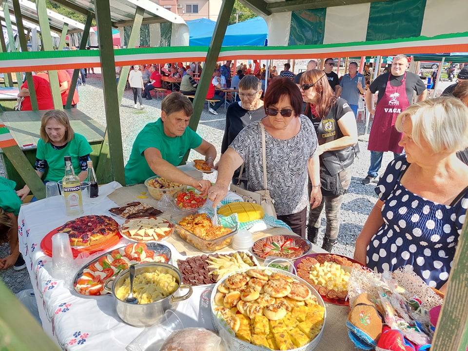 U Siraču predstavili talijansku i mađarsku gastronomiju