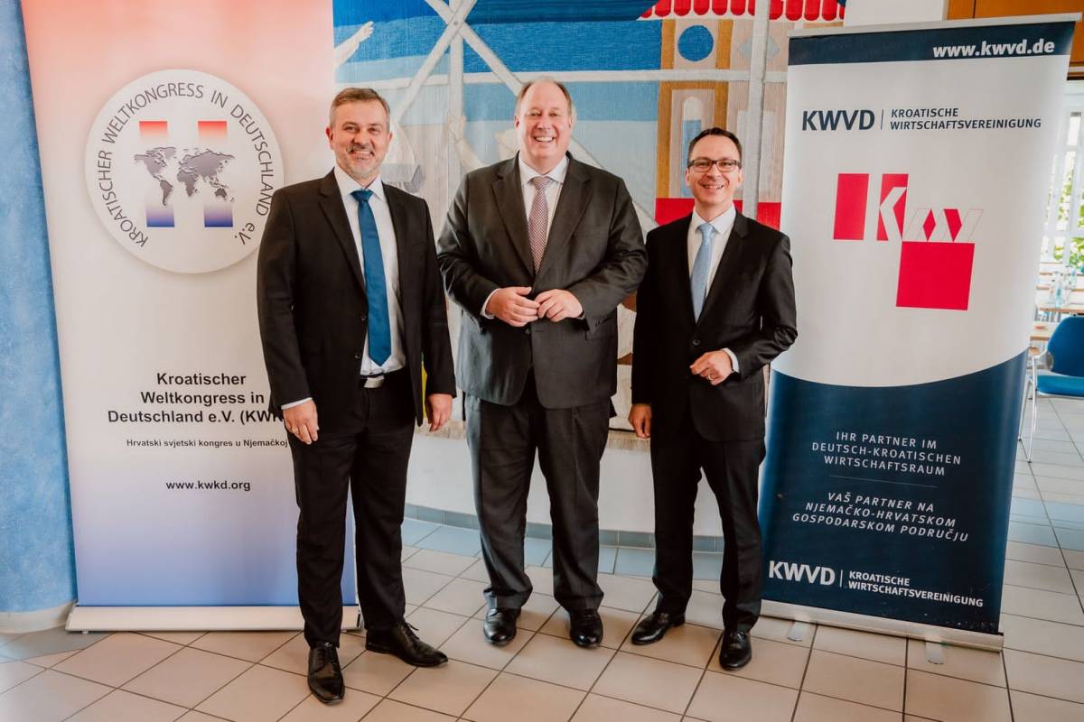 Susret hrvatskih udruga i poduzetnika s voditeljem ureda kancelarke Angele Merkel 